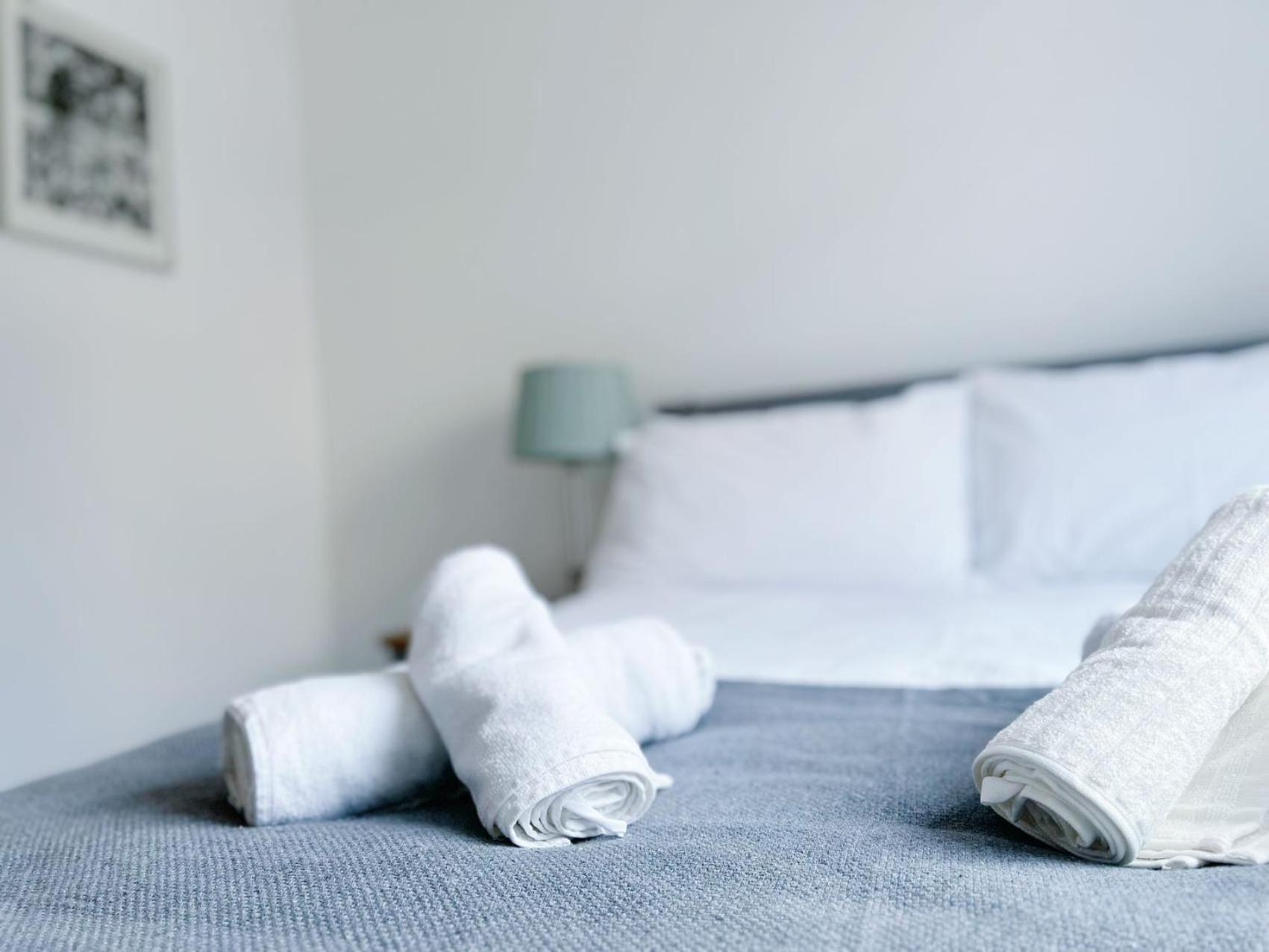 Comfort Seaside Two-Bedroom Apt Swansea Buitenkant foto
